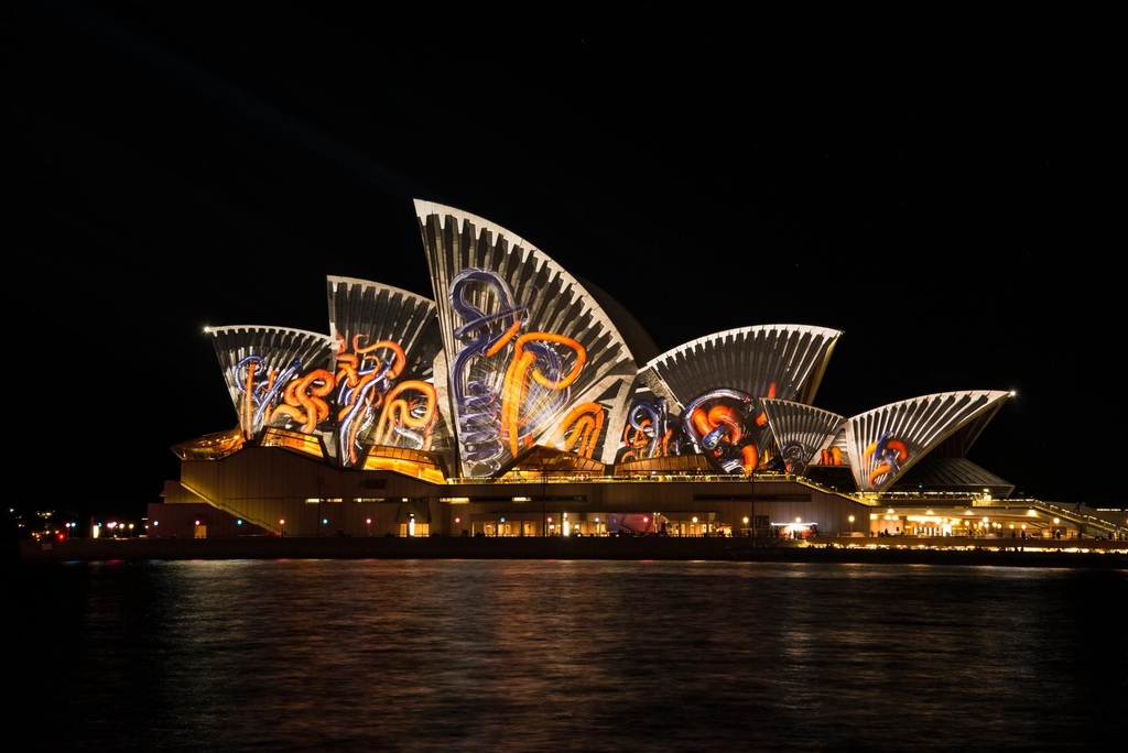 night sydney sydney opera house light show australia vivid 1101468