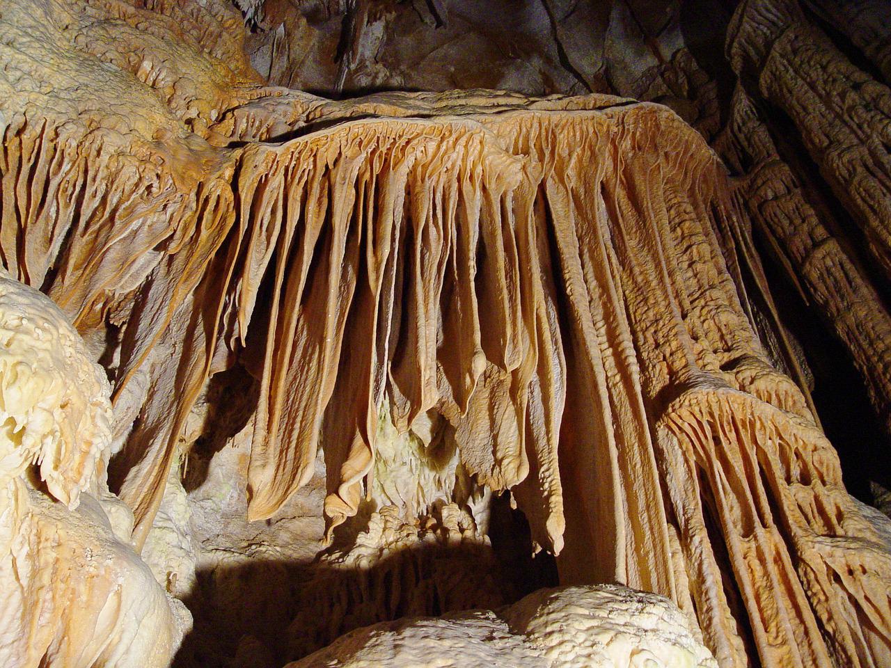 stalactite 1683755 1280