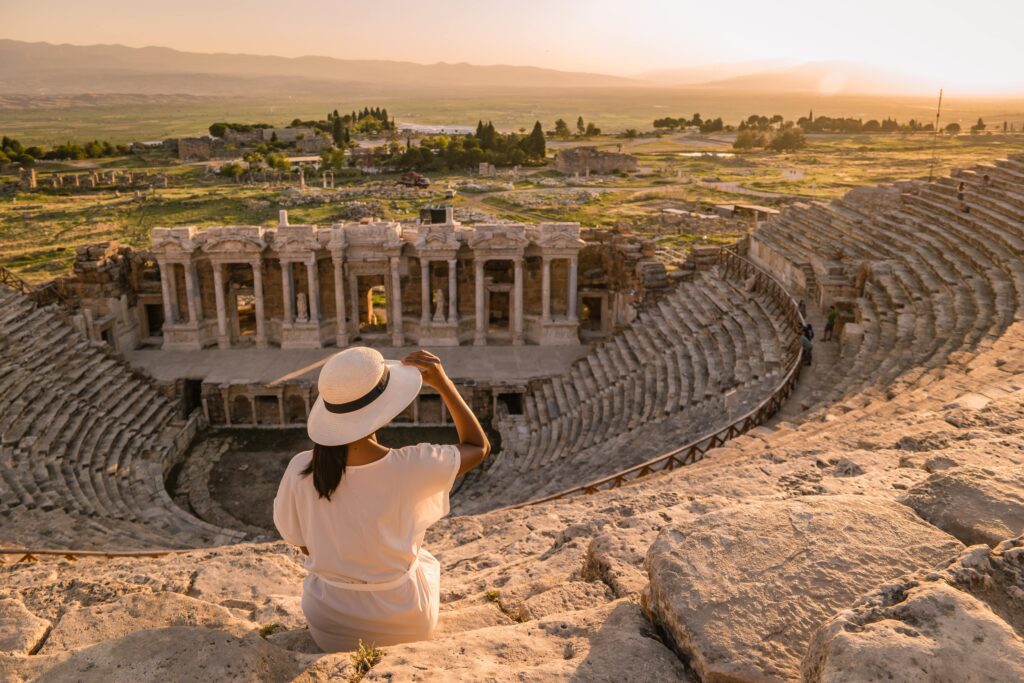 Pamukkale Travertenlerine Giriş Ücreti
Hierapolis Antik kenti kuş bakışı fotoğraf