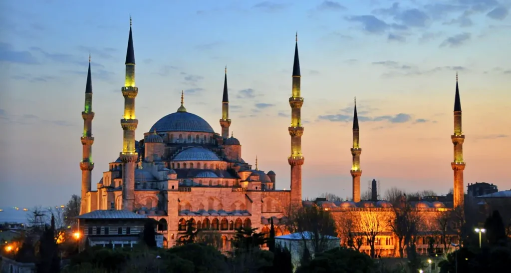 Sultanahmet Cami
İstanbul’un Tarihi Yerleri
Avrupa Yakasındaki Tarihi Yerler,
İstanbul Tarihi Yerleri